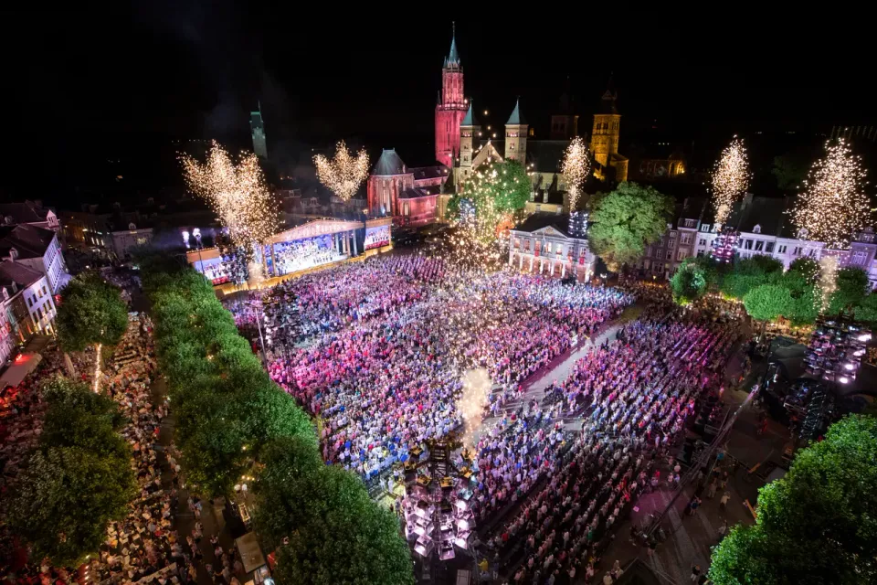 Vuurwerk bij concert Andre Rieu Vrijthof Maastricht