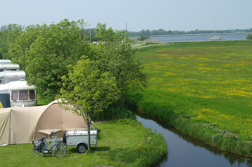 Camping Swaenebloem aan het Uitgeestermeer