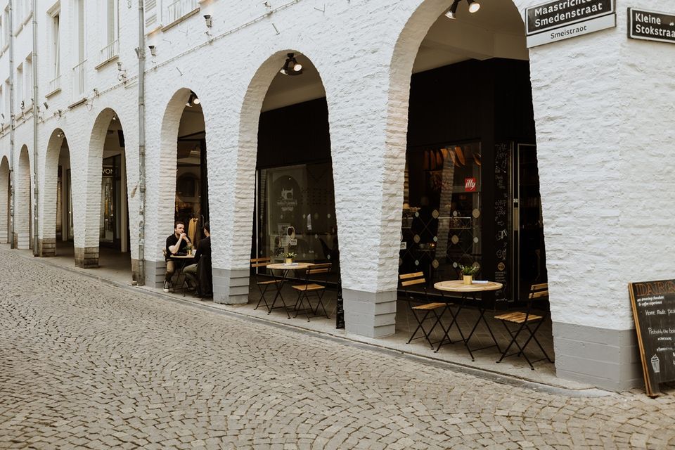 Darq Maastricht terrace under arches