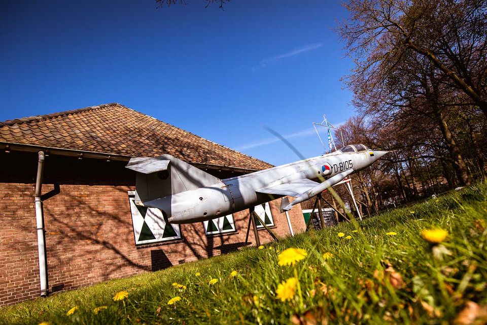 Museum Vliegbasis Deelen - BezoekEde
