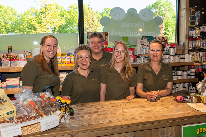 Dierenspeciaalzaak Oosterhof