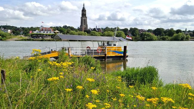 Limeslijn veerpont Rhenen-Lienden (zicht op Rhenen)