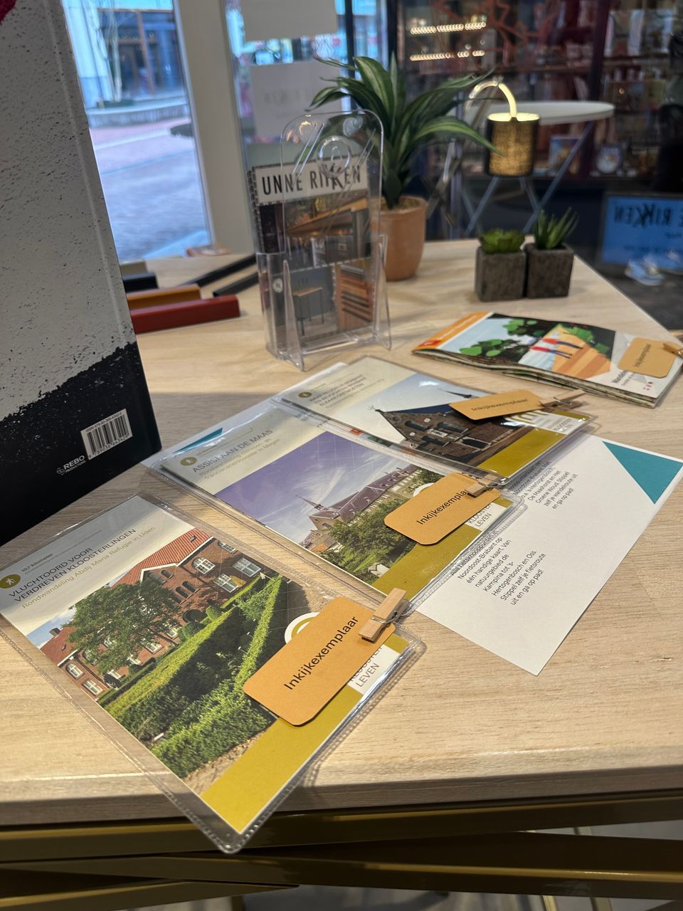 Folders Toeristisch Informatiecentrum Oss
