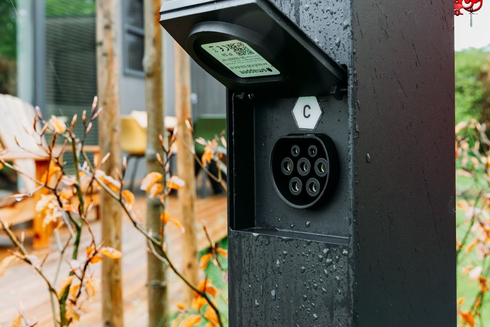 Eigen laadpaal bij het Oosterchalet