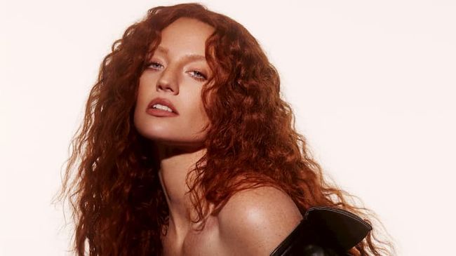 Jess Glynne