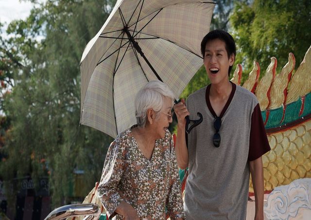 Cinema Het Witte Doek - How to make Millions before Grandma dies
