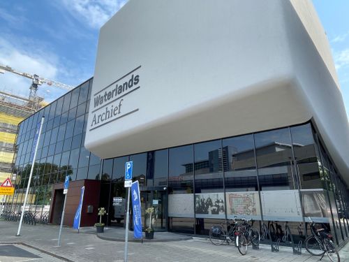 The outside of the Waterlands Archief in Purmerend