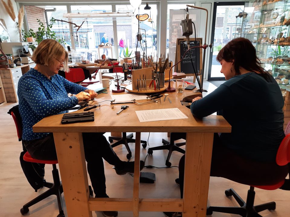 Workshop Edelsmeden bij Atelier Silver & Stones in Diever