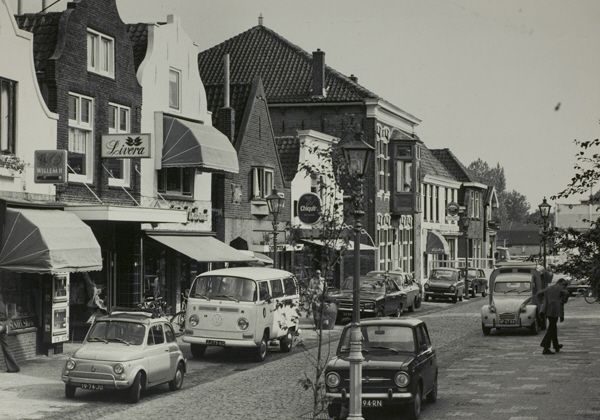 Oude zwart-wit foto van de stad Zoetermeer.
