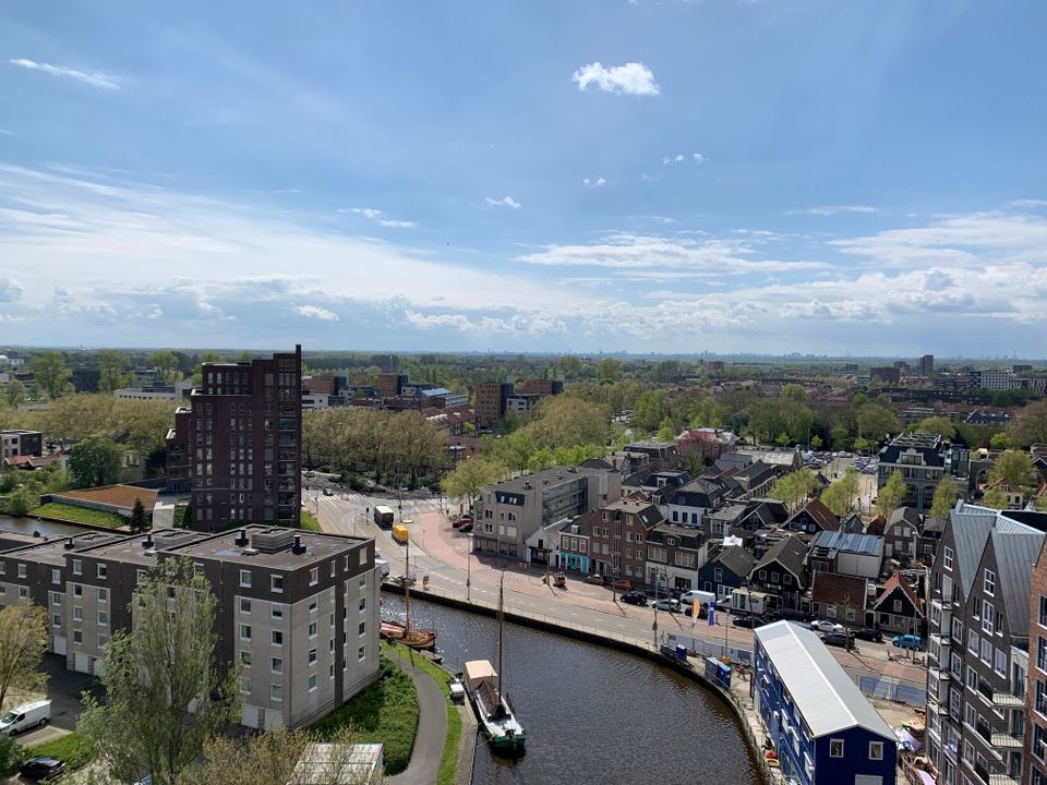 Een foto van bovenaf van Purmerend