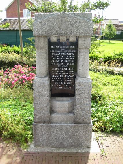 Oorlogsmonument Eanjum