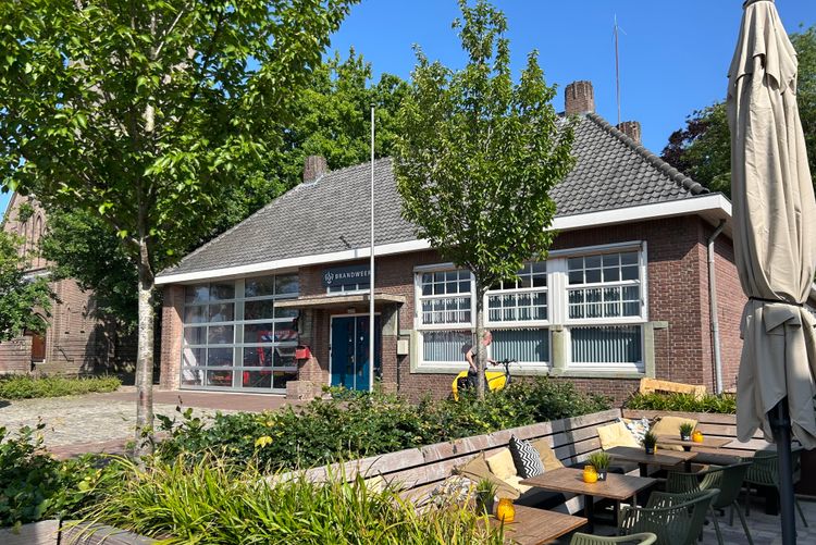 Oude School, tegenwoordig brandweerkazerne in Middelbeers