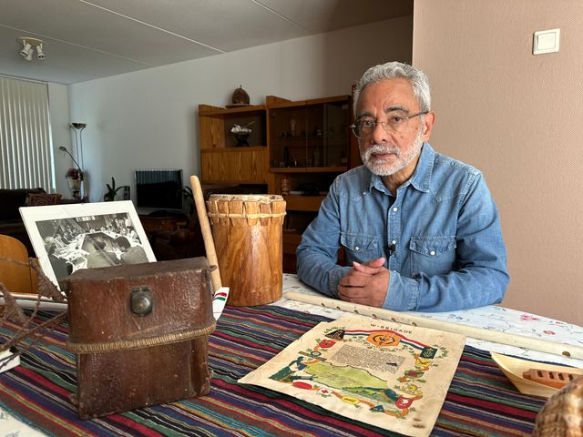 Ton met tastbare herinneringen aan zijn familiegeschiedenis.