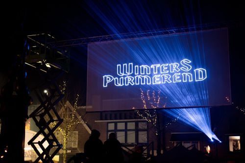 Verlichting waarop staat "Winters Purmerend"