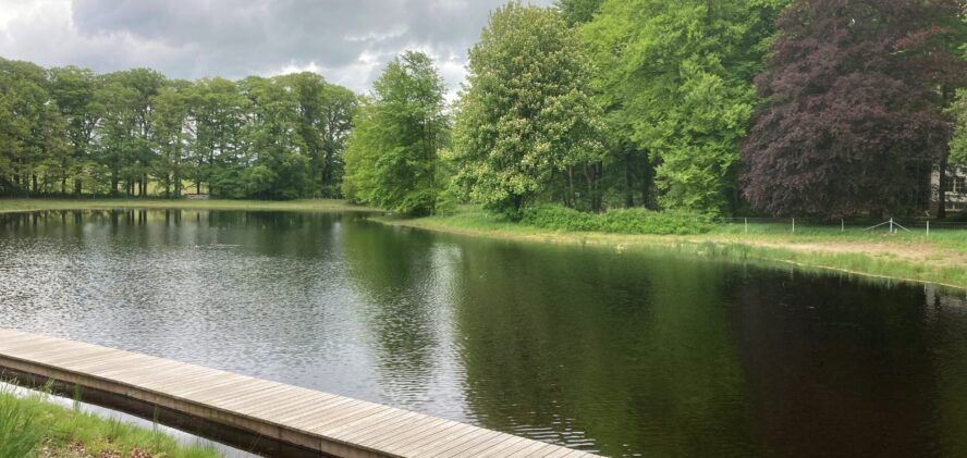 Excursie Monnikenberg, wandelvlonders over water