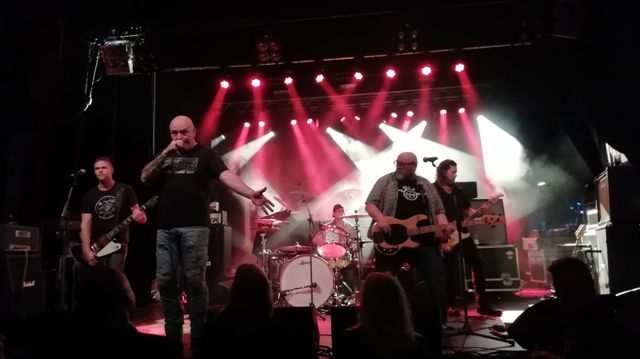 Rock tot Roll eerder optreden