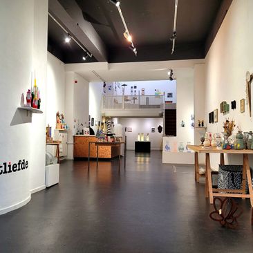 Present! – Kunst en design om blij van te worden