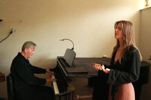 Cees Nieuwenhuizen en Lisa Church