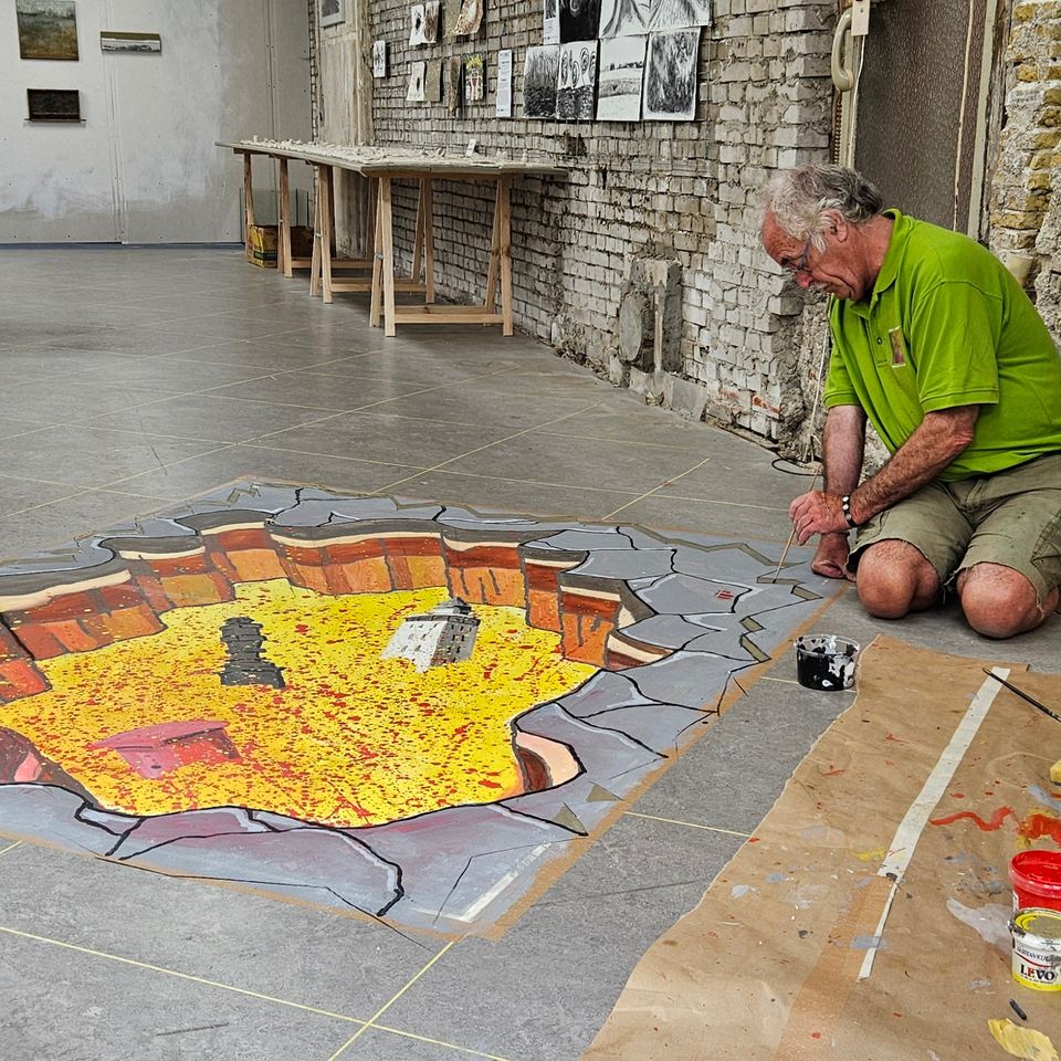 Peter de Visser schildert een Hole in the GROÛND