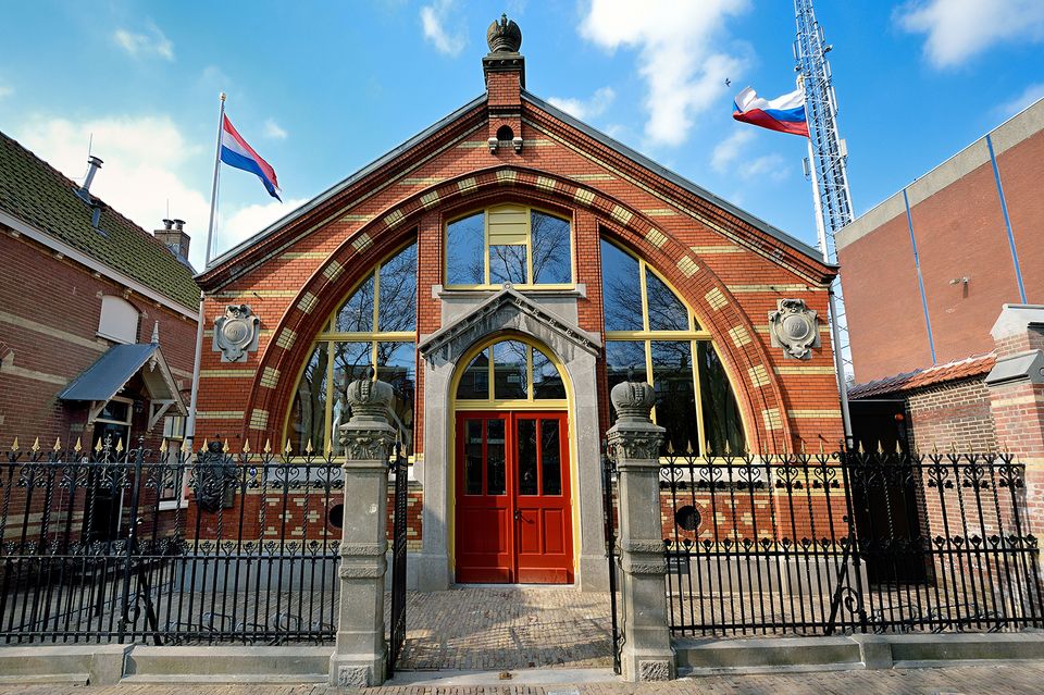 De buitenkant van het Czaar Peterhuisje