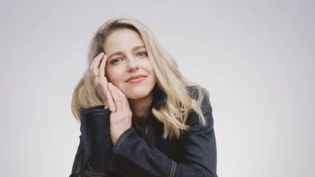 Karina Canellakis dirigeert Mahler 4