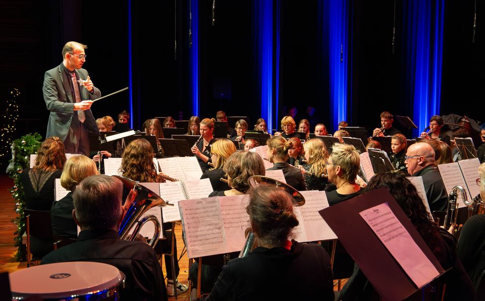 KHD Het Nieuwe Orkest met dirigent