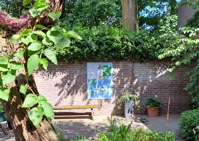 De Wieger - Tuinbord binnenplaats