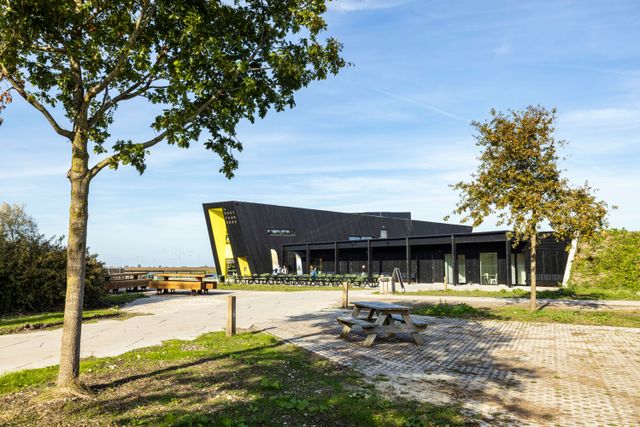 Dineren midden in de natuur aan de Oostvaardersplassen Almere