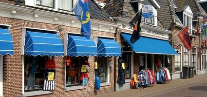 De Jong Watersport in Heeg.
