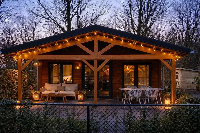 Boshuisjes Maison Du Bois buiten
