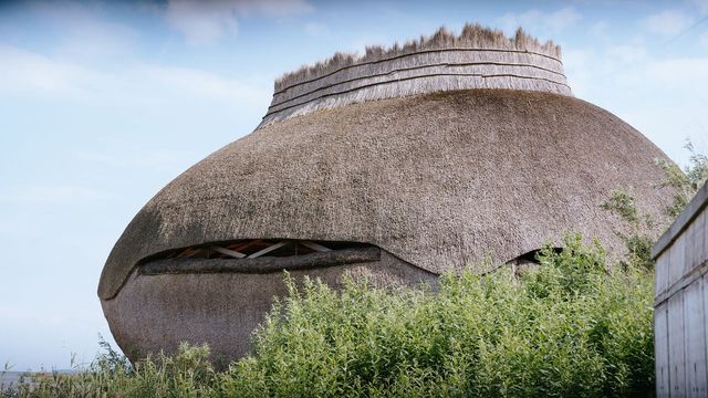 Buitenzijde van vogelobservatorium TIJ