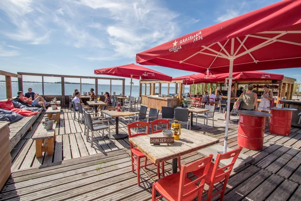 terras bij sun runners in almere