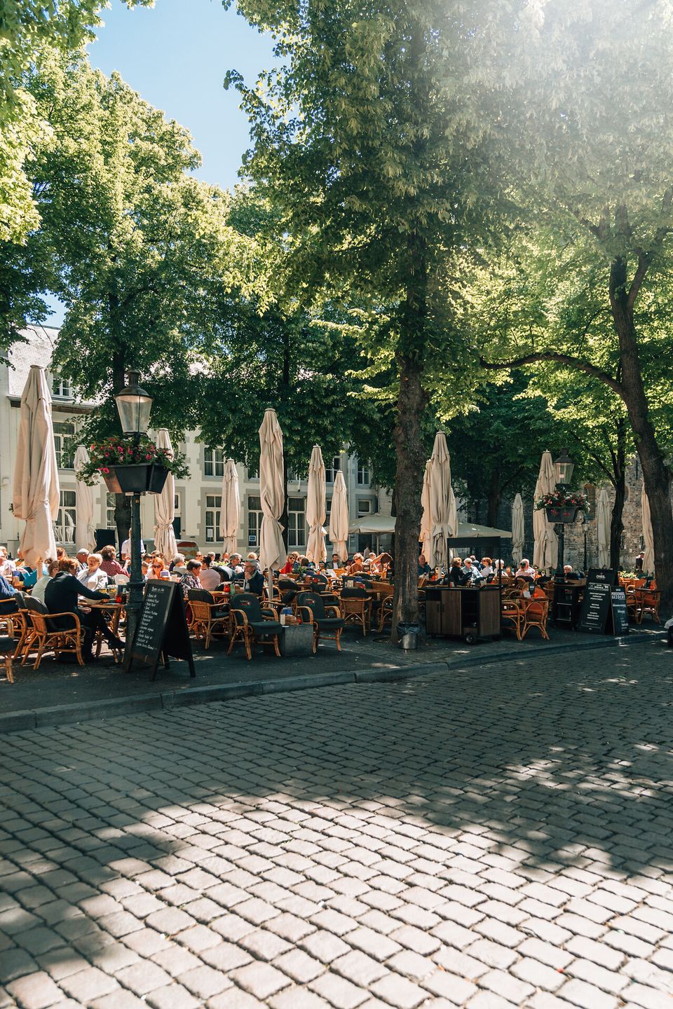 Terrace Onze-Lieve-Vrouweplein Maastricht