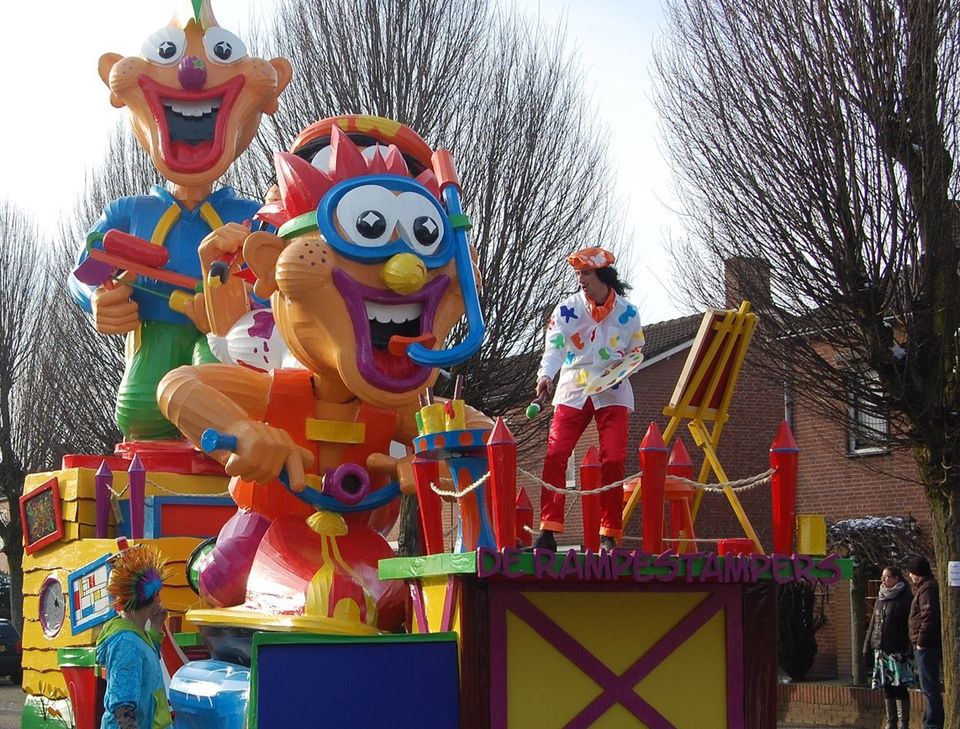 Carnavalsoptocht in de Kempen