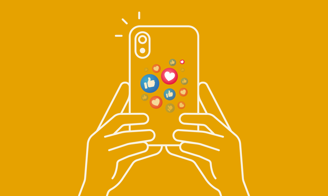 Twee getekende handen op een okergele achtergrond die een telefoon vasthouden met daarop vind-ik-leuk-symbolen van Instagram en Facebook.