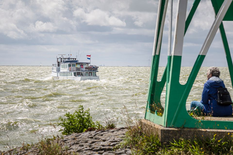 Rondvaarten in Sudwest Fryslan-Veerboot Stavoren Enkhuizen