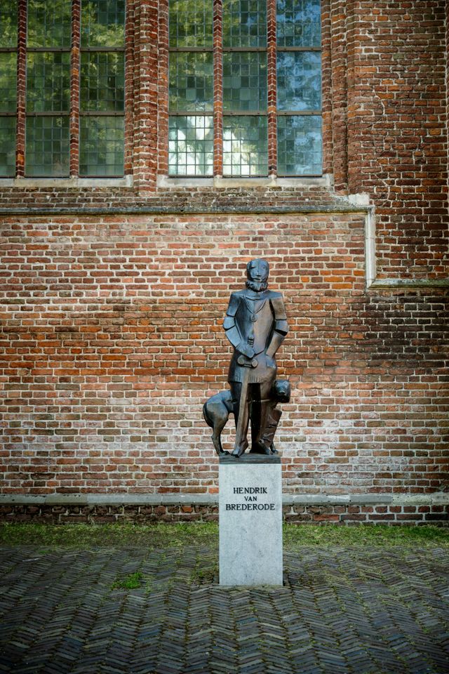 Standbeeld van Hendrik van Brederode in Vrijstad Vianen