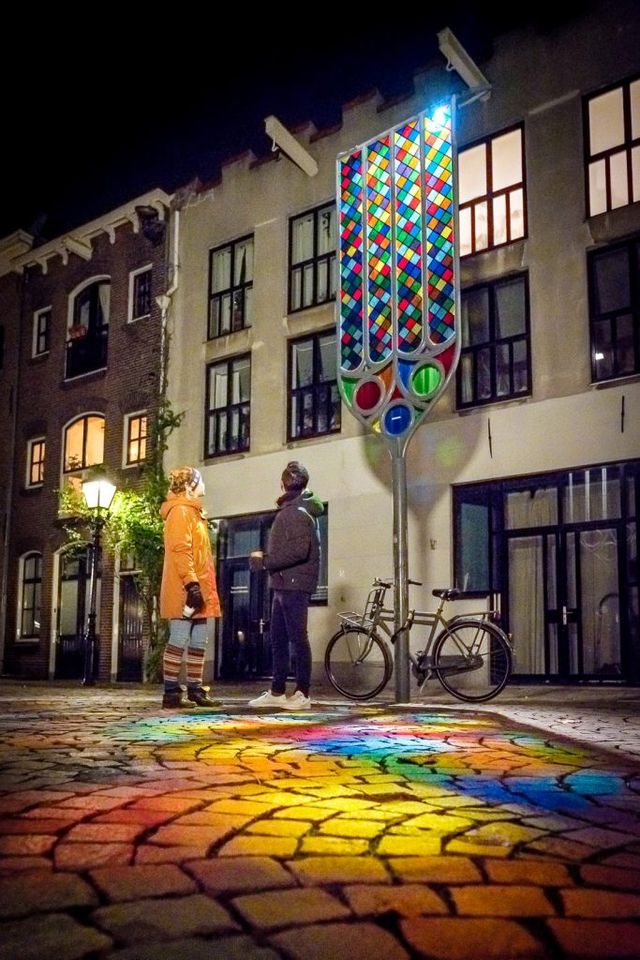 Buurkerk verlicht Utrechtse straten